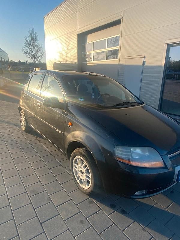 Gebraucht Chevrolet Kalos 83 PS (61 kW) 2005 Schwarz Kleinwagen