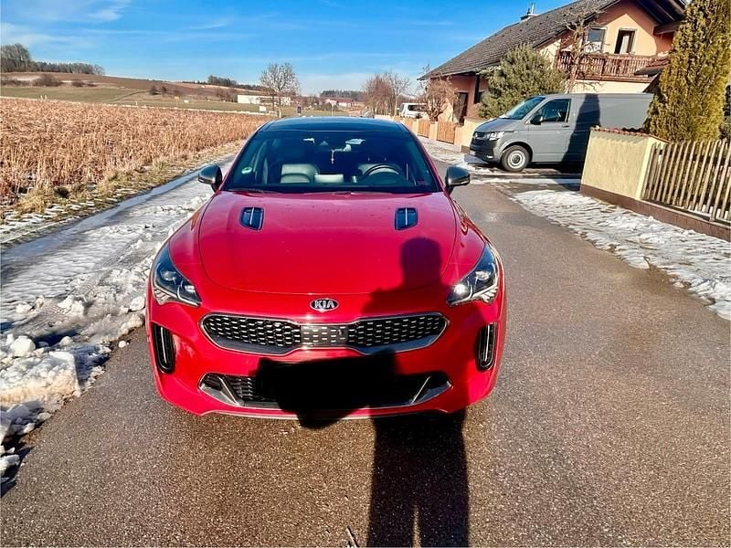 Gebraucht Kia Stinger 370 PS (272 kW) 2019 Rot Kleinwagen