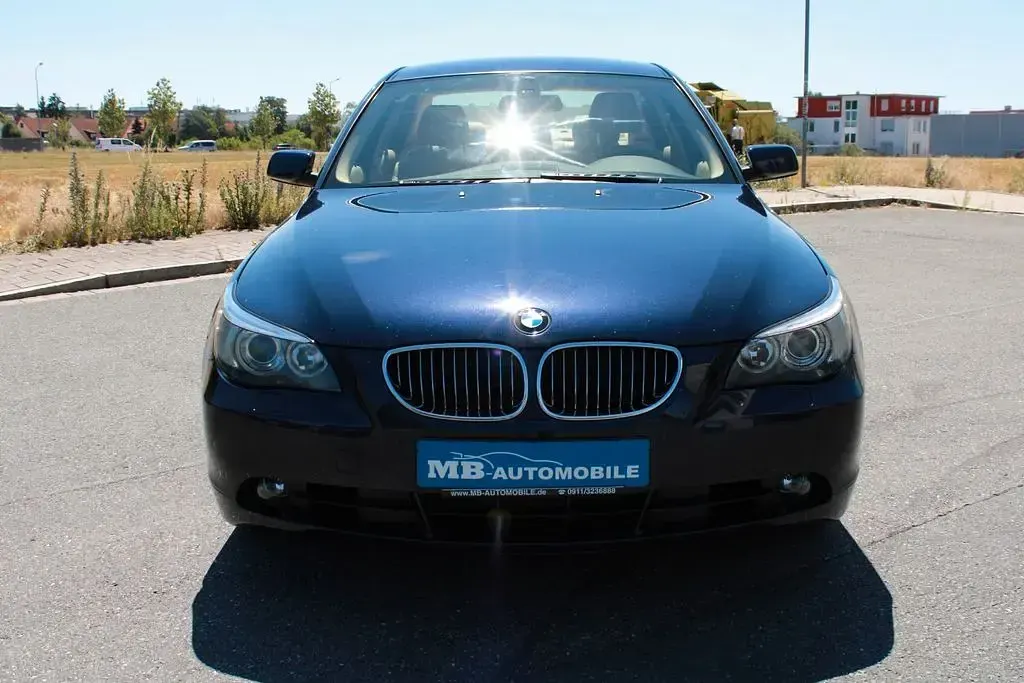 Gebraucht BMW 545 333 PS (244 kW) 2003 Blau Limousine
