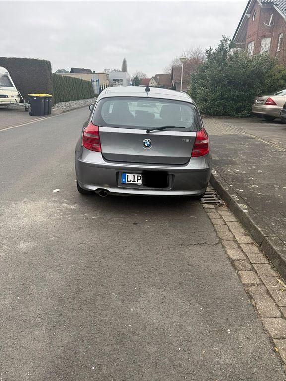 Gebraucht BMW 118 143 PS (105 kW) 2010 Grau Kleinwagen