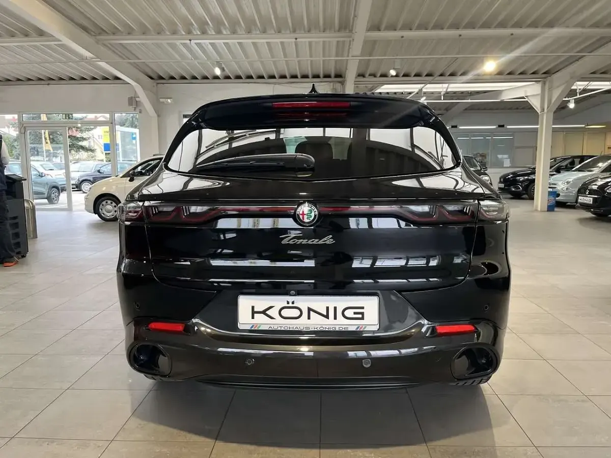 Gebraucht Alfa Romeo Tonale Veloce 159 PS (116 kW) 2022 Schwarz SUV