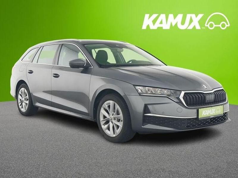 Graphitegrau metallic Gebraucht 2024 Skoda Octavia Selection Kombi | 28.650 € - Bild 1/3