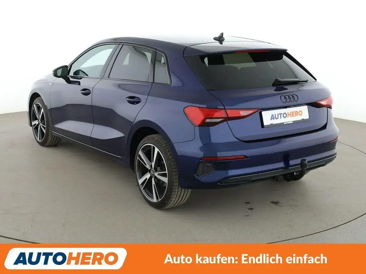 Gebraucht Audi A3 Advanced 116 PS (85 kW) 2023 Blau Limousine