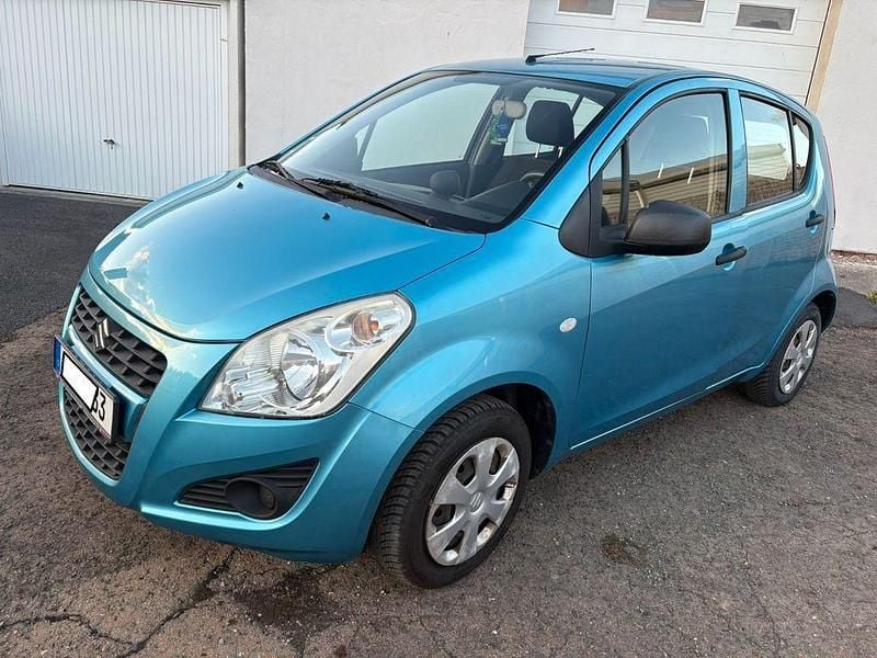 Blau Gebraucht 2013 Suzuki Splash Basic Kleinwagen | 3.000 € (Superpreis) - Bild 1/4
