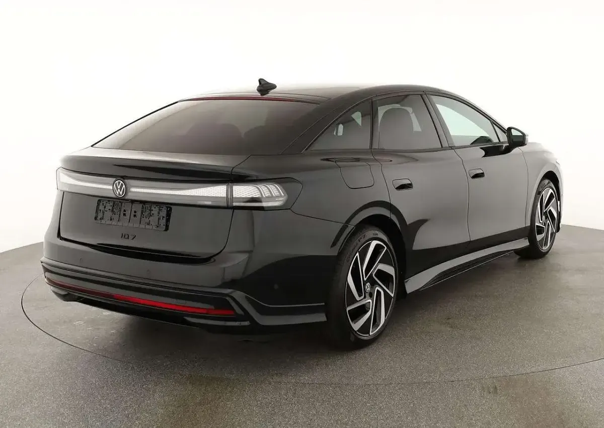Neu VW ID.7 Pro 210 kW (286 PS) 2026 Grenadillschwarz meta... Limousine