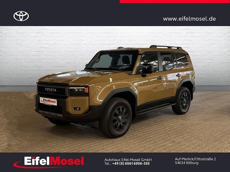 Braun Gebraucht 2024 Toyota Land Cruiser Executive SUV | 79.990 € (Etwas zu teuer) - Bild 1/4