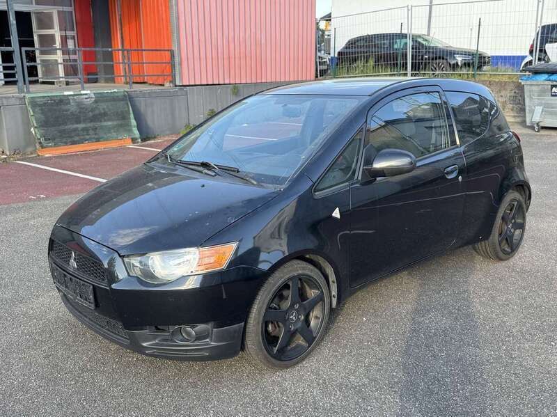 Schwarz Gebraucht 2009 Mitsubishi Colt Inform Limousine | 1.000 € (Superpreis) - Bild 1/4