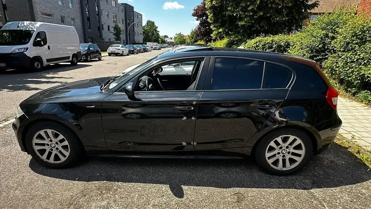 Gebraucht BMW 120 150 PS (110 kW) 2007 Schwarz Kleinwagen