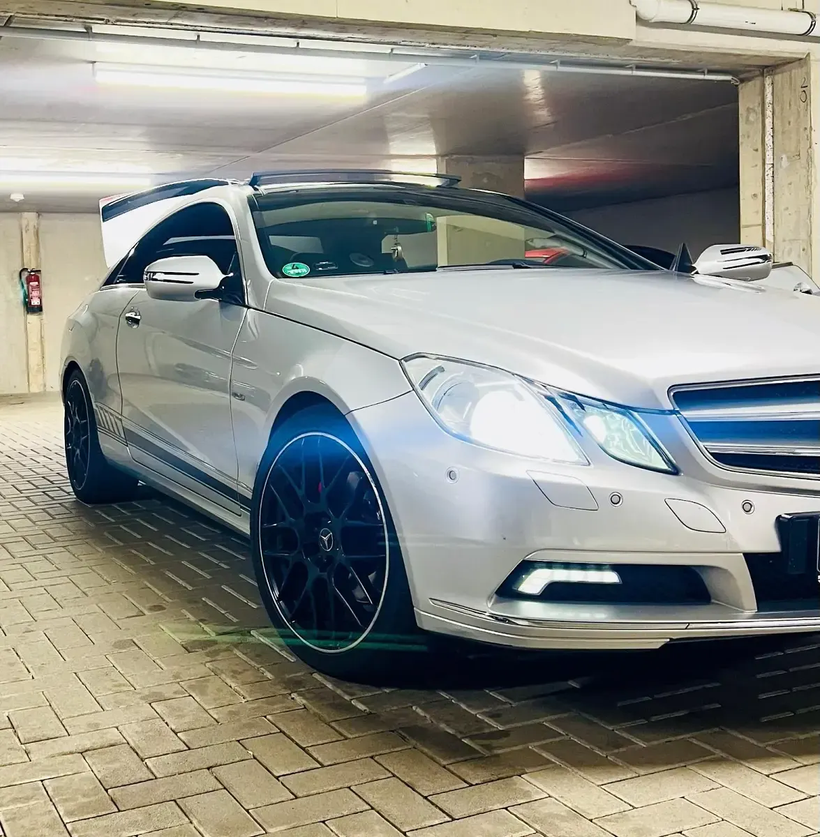 Gebraucht Mercedes 350 292 PS (214 kW) 2009 Silber Coupé