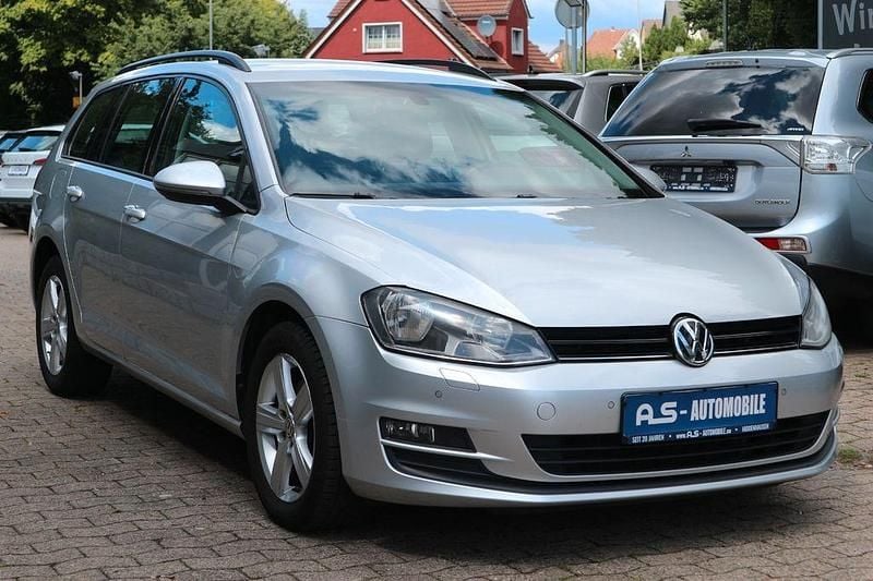 Silber Gebraucht 2014 VW Golf VII Comfortline Kombi | 6.900 € (Superpreis) - Bild 1/4