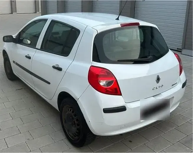 Gebraucht Renault Clio III 98 PS (72 kW) 2007 Weiß Kleinwagen