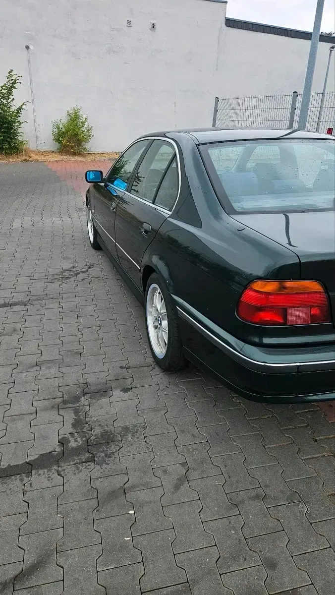 Gebraucht BMW 530 184 PS (135 kW) 1999 Grün Limousine