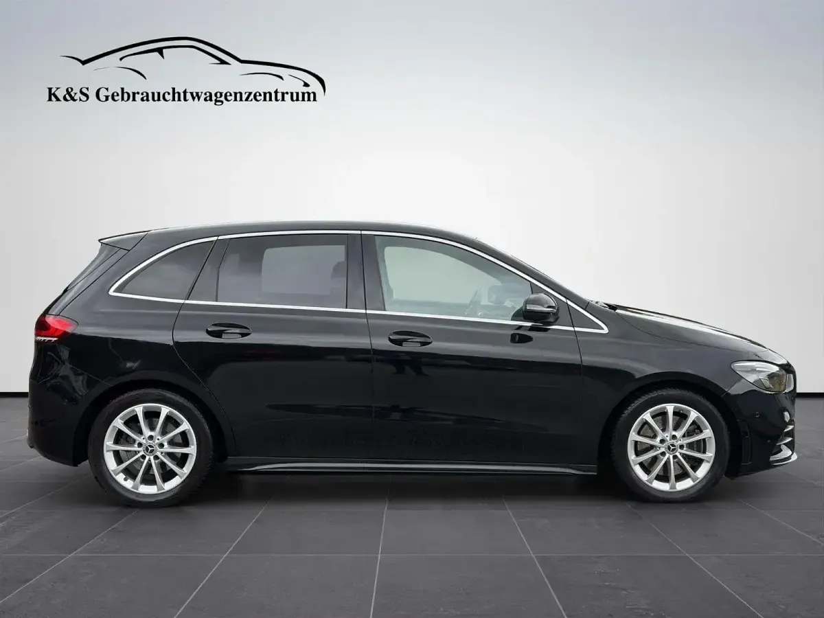 Gebraucht Mercedes B220 AMG line 190 PS (139 kW) 2020 Schwarz Van / Kleinbus