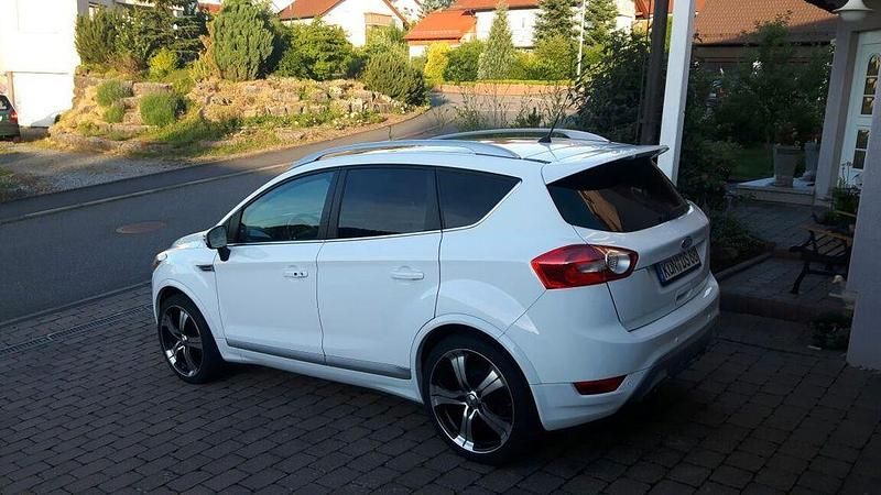 Weiß Gebraucht 2012 Ford Kuga Individual SUV | 8.499 € (Fairer Preis) - Bild 1/4