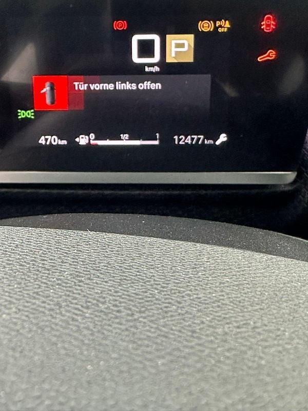 Gebraucht Citroën C4 PureTech 131 PS (96 kW) 2023 Blau SUV