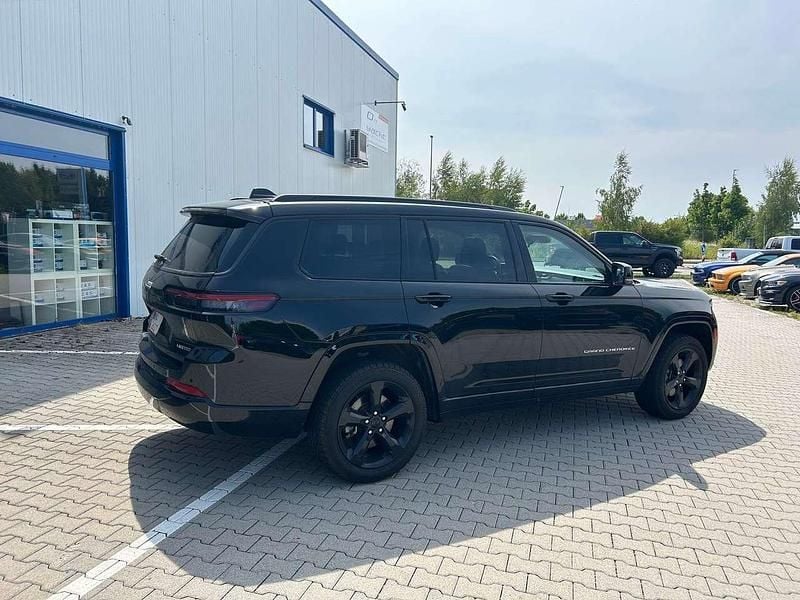 Gebraucht Jeep Grand Cherokee Limited 296 PS (217 kW) 2022 Schwarz SUV