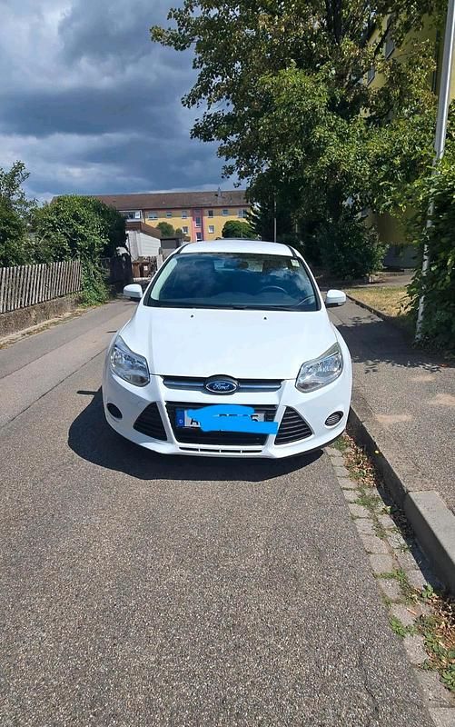 Gebraucht 2014 Ford Focus Kombi | 5.400 € - Bild 1/4