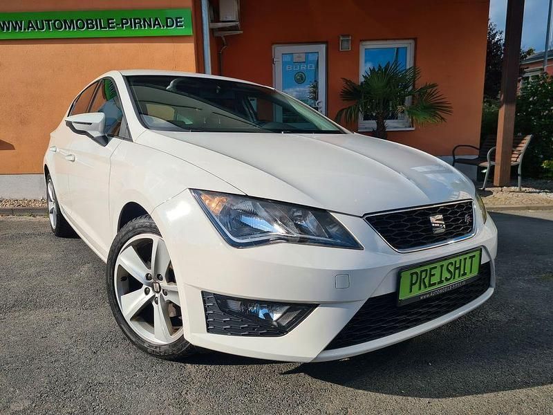Weiß Gebraucht 2016 Seat Leon FR Limousine | 10.950 € (Guter Preis) - Bild 1/4