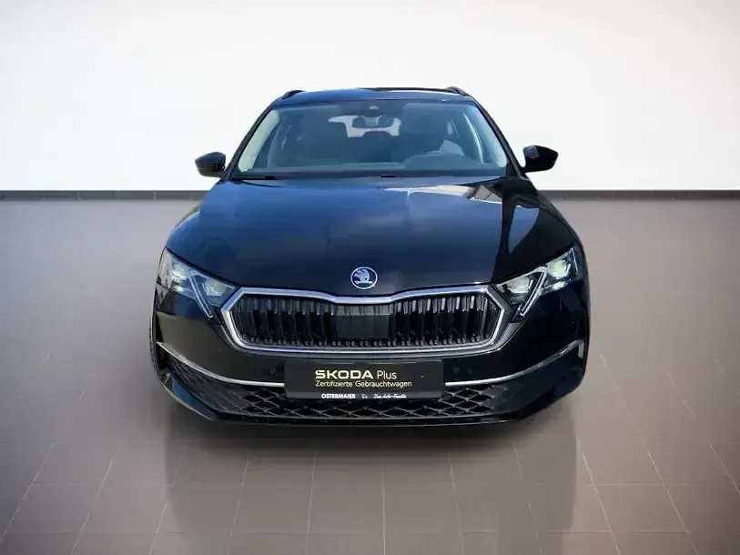 Gebraucht Skoda Octavia Selection 150 PS (110 kW) 2025 Blackmagic perleffekt Kombi