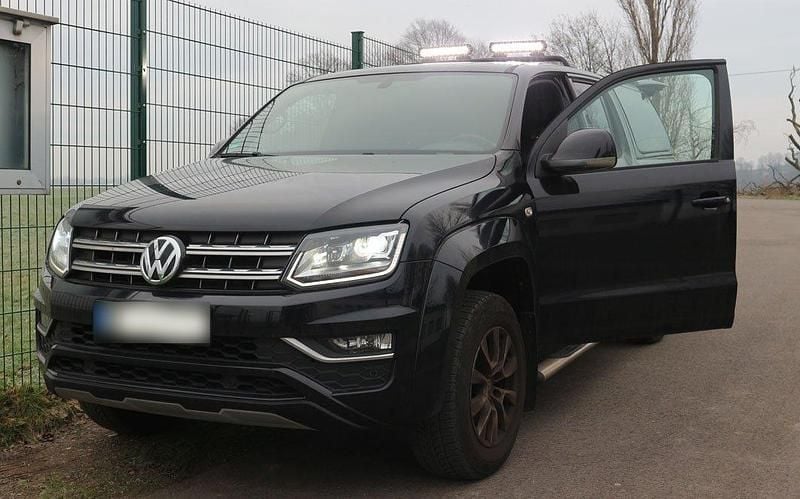 Używany VW Amarok 258 KM (189 kW) 2019 Czarny Pickup