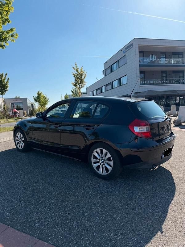 Usata BMW 116 85 CV (62 kW) 2004 Nero Utilitaria