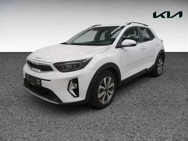 Gebraucht Kia Stonic Vision 101 PS (74 kW) 2024 Schneeweiß (metallic) SUV