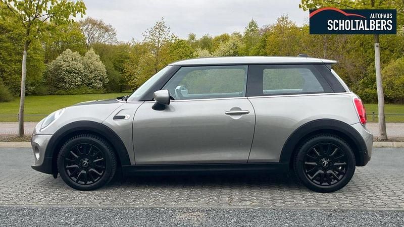 Second-hand Mini ONE 102 CP (75 kW) 2020 Argintiu Hatchback