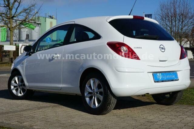 Gebraucht Opel Corsa Energy 69 PS (50 kW) 2014 Weiß Kleinwagen