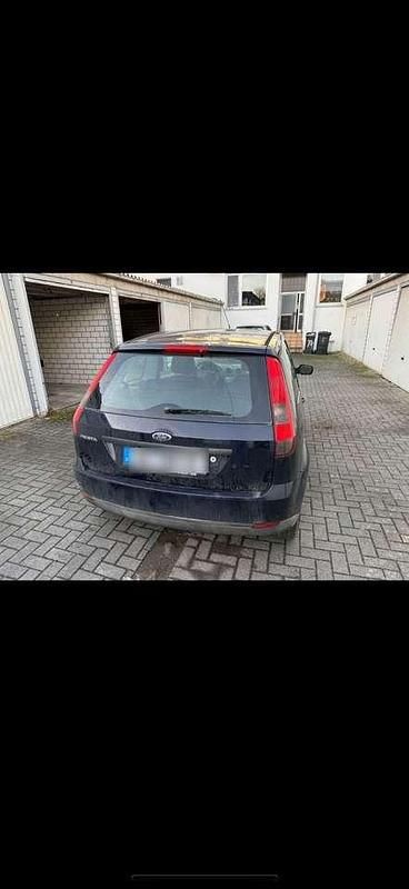 Gebraucht Ford Fiesta 60 PS (44 kW) 2004 Kleinwagen