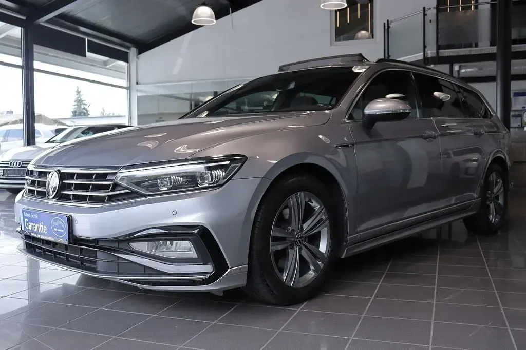 Gebraucht VW Passat Business 200 PS (147 kW) 2022 Silber Kombi