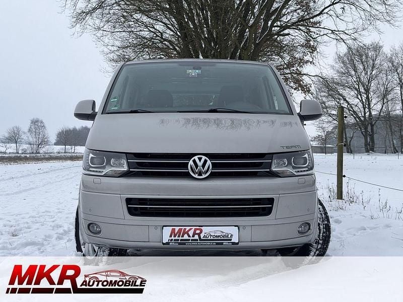 Gebraucht VW T5 Team 179 PS (131 kW) 2011 Gelb Van