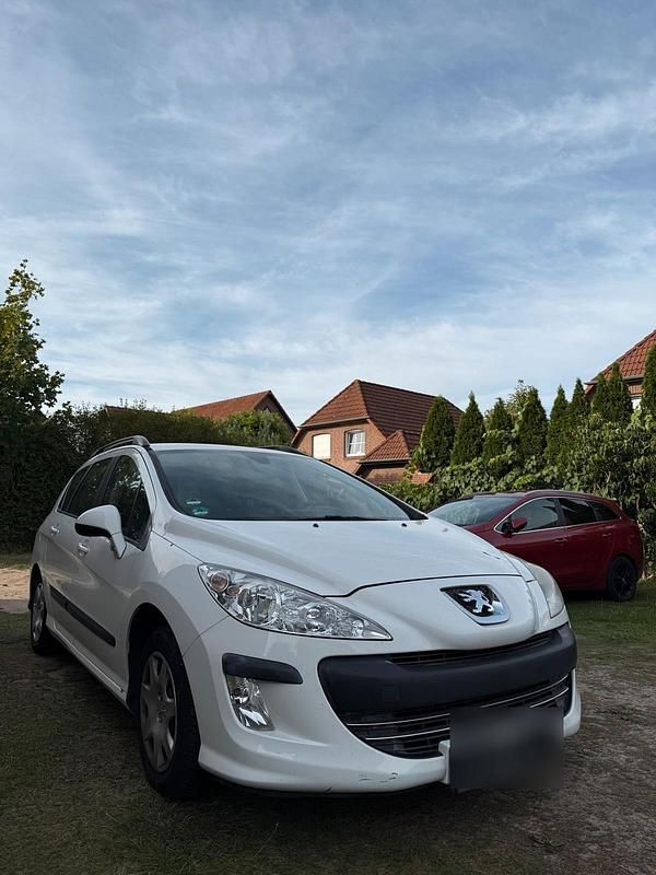 Weiß Gebraucht 2011 Peugeot 308 Kombi | 1.300 € (Guter Preis) - Bild 1/4