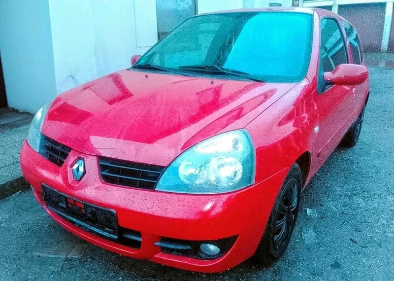 Gebraucht Renault Clio II 60 PS (44 kW) 2007 Kleinwagen