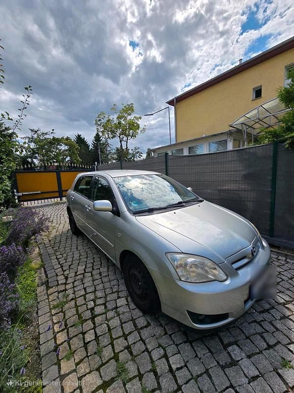 Grau Gebraucht 2025 Toyota Corolla Kleinwagen | 3.800 € - Bild 1/4