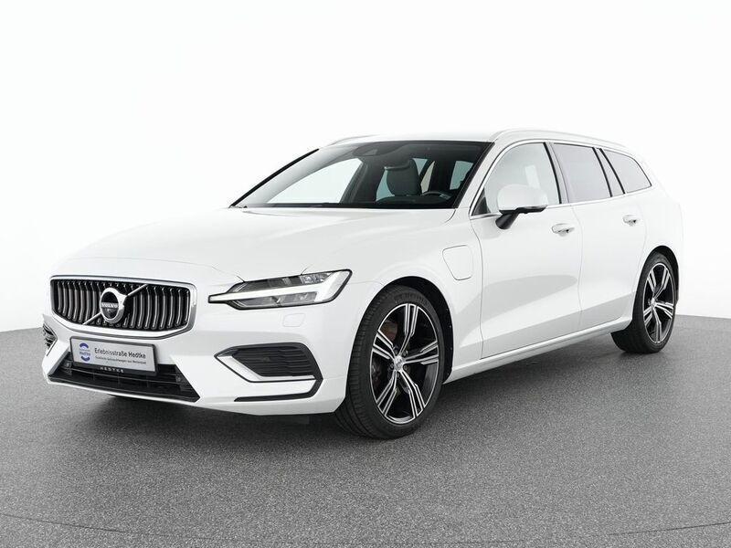 Weiß Gebraucht 2022 Volvo V60 Inscription Kombi | 29.990 € (Superpreis) - Bild 1/4