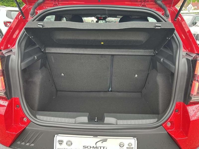 Gebraucht Fiat Grande Panda Red 83 kW (113 PS) 2025 Passione rot Kleinwagen