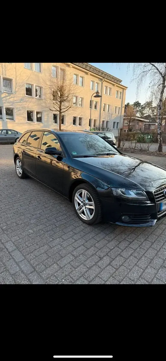 Używany Audi A4 2009 Czarny Kombi