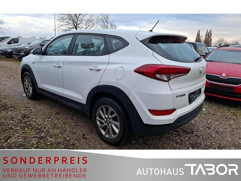 Gebraucht Hyundai Tucson GO! 177 PS (130 kW) 2017 Polar white / sol SUV