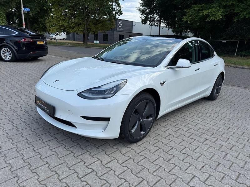 Weiß Gebraucht 2020 Tesla Model 3 Limousine | 12.950 € - Bild 1/4