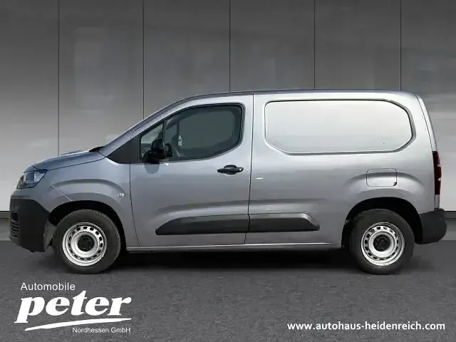 Gebraucht Fiat Doblò 102 PS (75 kW) 2023 Met. grau (metallic) Van / Kleinbus