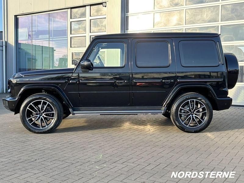 Gebraucht Mercedes G500 AMG line 421 PS (309 kW) 2022 Obsidianschwarz SUV