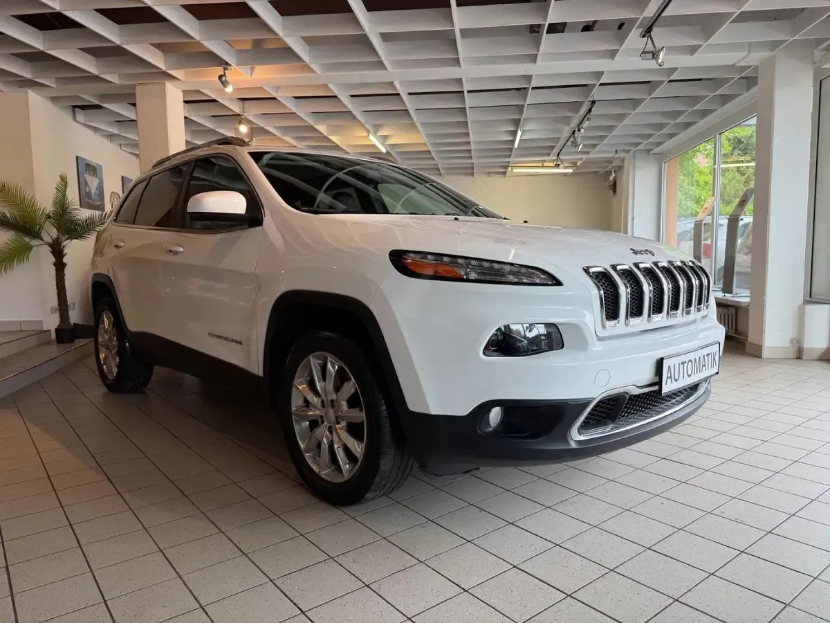 Gebraucht Jeep Cherokee Limited 272 PS (200 kW) 2016 Weiß SUV