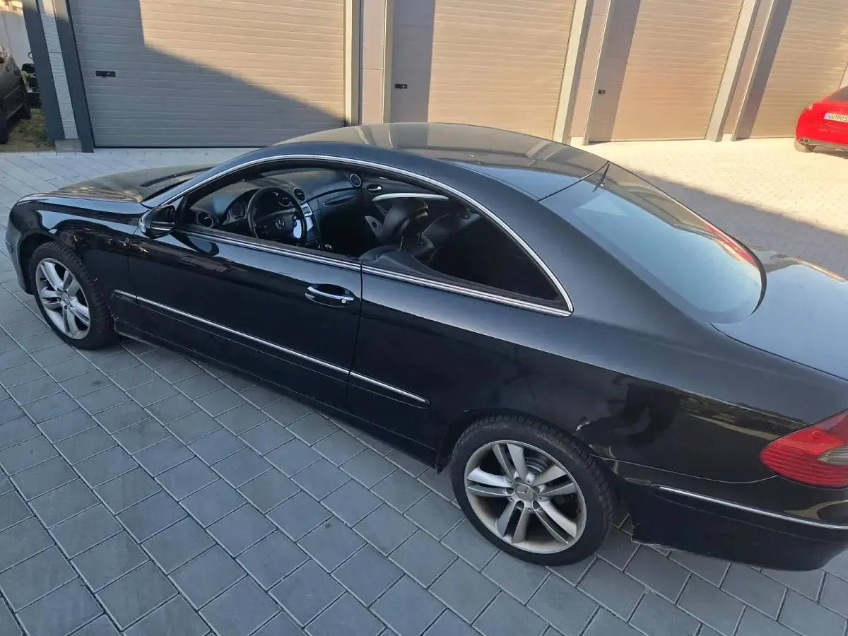 Gebraucht Mercedes CLK200 163 PS (119 kW) 2005 Schwarz Coupé