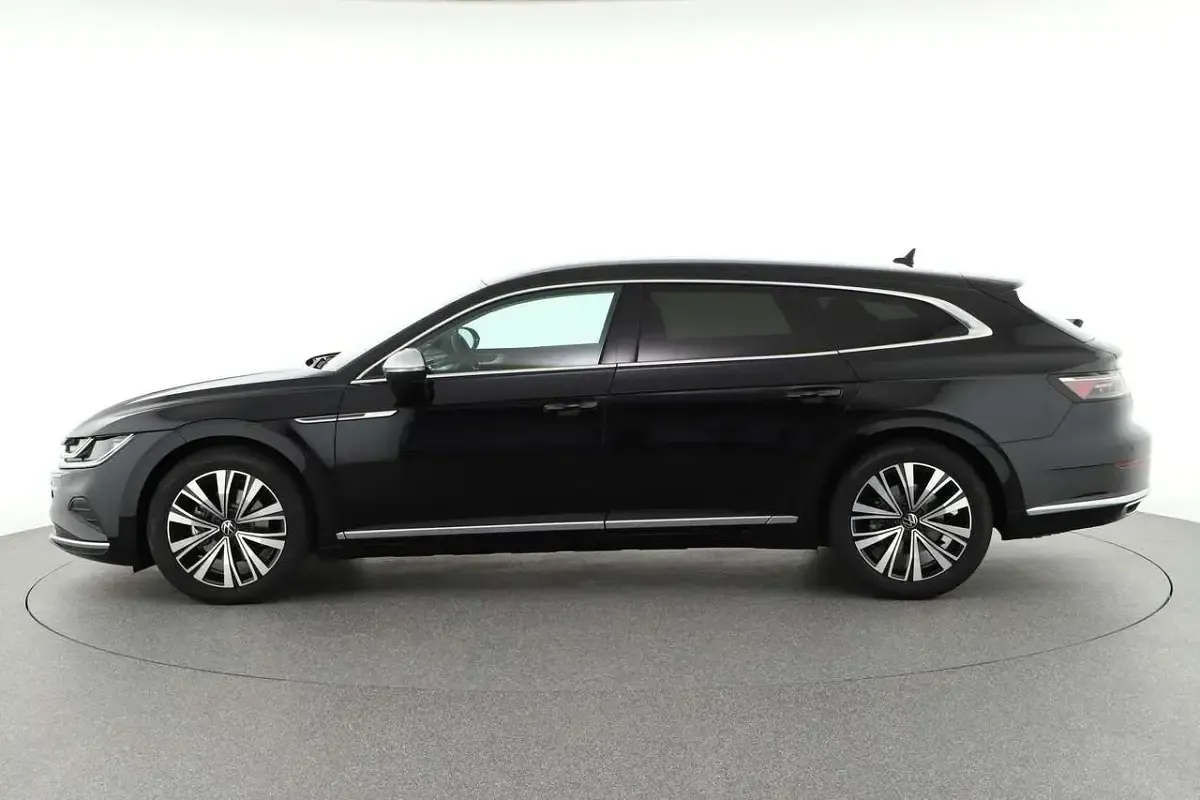 Gebraucht VW Arteon Elegance 190 PS (139 kW) 2023 Schwarz Limousine