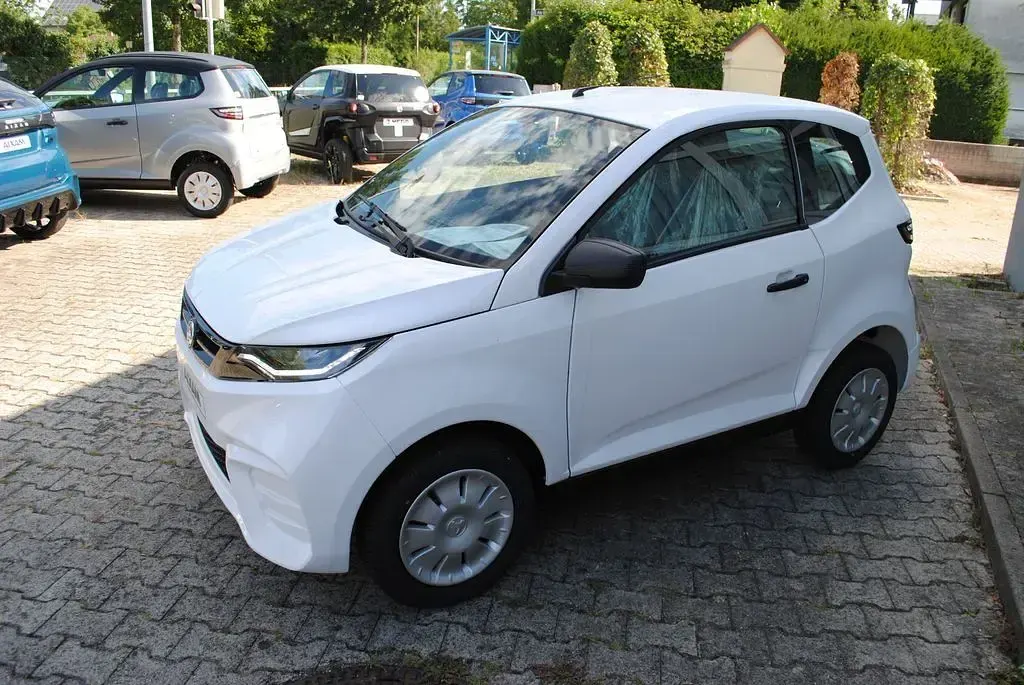 Ny Aixam AMBITION Pack 2026 Hvid Hatchback