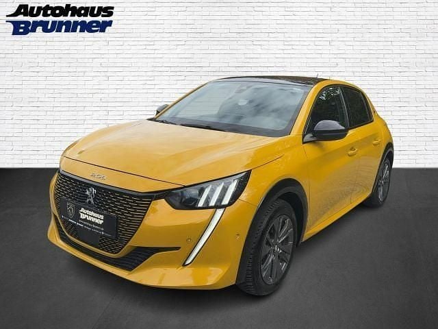 Gelb Gebraucht 2021 Peugeot e-208 GT Kleinwagen | 14.990 € (Fairer Preis) - Bild 1/4