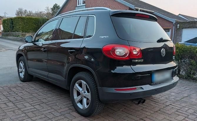 Gebraucht VW Tiguan 140 PS (102 kW) 2010 Schwarz SUV