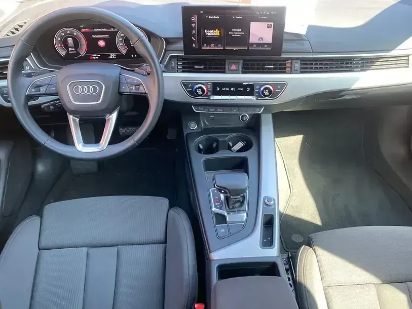 Gebraucht Audi A4 S-Line 204 PS (150 kW) 2024 Weiß (metallic) Kombi