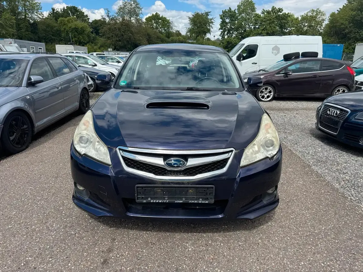 Gebraucht Subaru Legacy 150 PS (110 kW) 2011 Blau Kombi