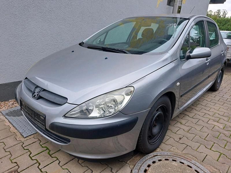 Andere farben Gebraucht 2004 Peugeot 307 Limousine | 899 € (Superpreis) - Bild 1/4